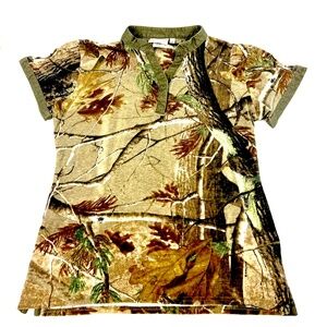 SHE Outdoor Apparel Camo T-Shirt Size XS